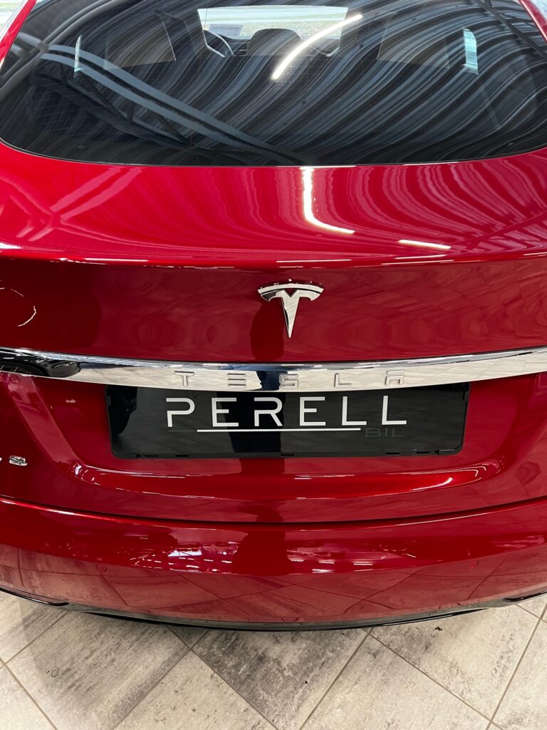 Tesla hos Perell Bil